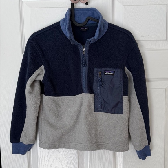 Patagonia Other - Patagonia Kids Small Dark Blue Microdini Fleece Pullover